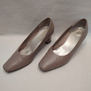 Dexter leather pumps